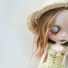 Load image into Gallery viewer, Vacation Style Straw Hat - 1/6 BJD Doll Size And Blythe Size Acessories By LULUDAO