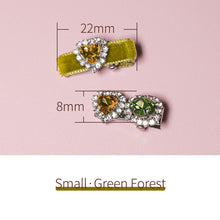 Load image into Gallery viewer, Velvet Diamond Hairpin-1/6 BJD Doll Size And Blythe Size Acessories By LULUDAO