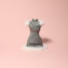 Load image into Gallery viewer, A Spray of Plum Blossoms 1/6 BJD Doll Outfits for LULU Body Size